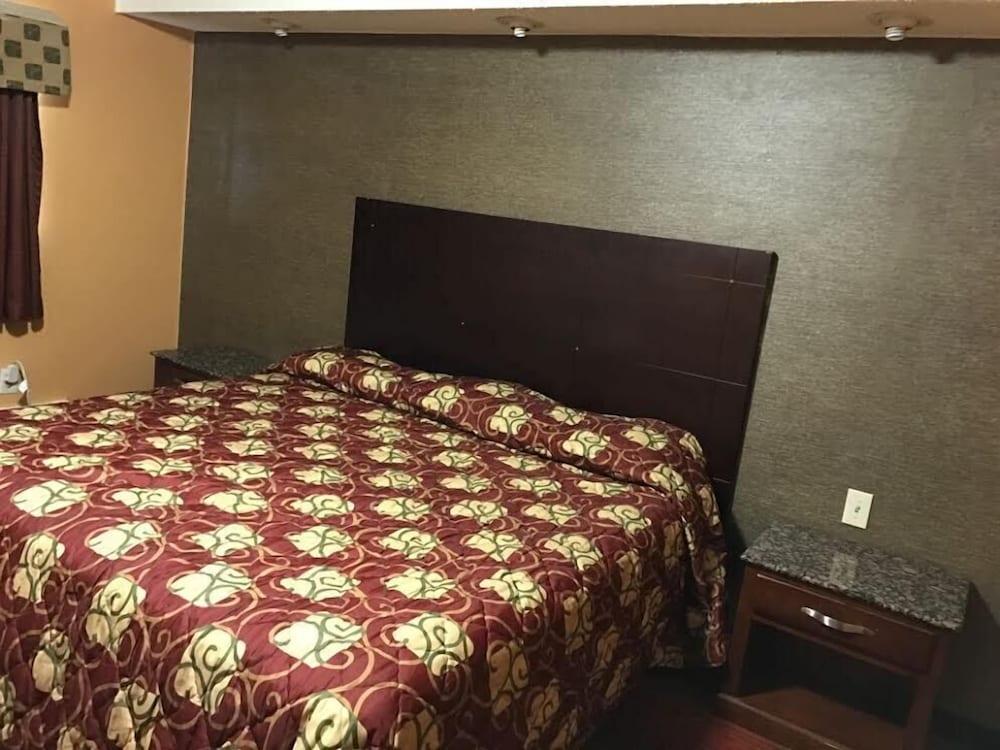 Travelodge By Wyndham Avenel Woodbridge Екстериор снимка